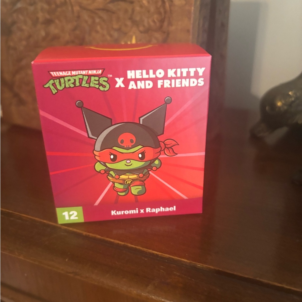Hello Kitty X TMNT Kuromi x Raphael Figure